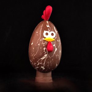 oeuf-en-chocolat-noir-ou-lait-joli-coq