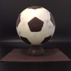 Ballon de foot en chocolat
