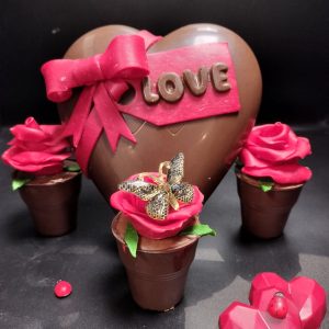 Coeur et roses en chocolat noir ou lait - chocolaterie Nice