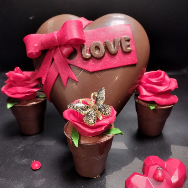 Coeur et roses en chocolat noir ou lait - chocolaterie Nice