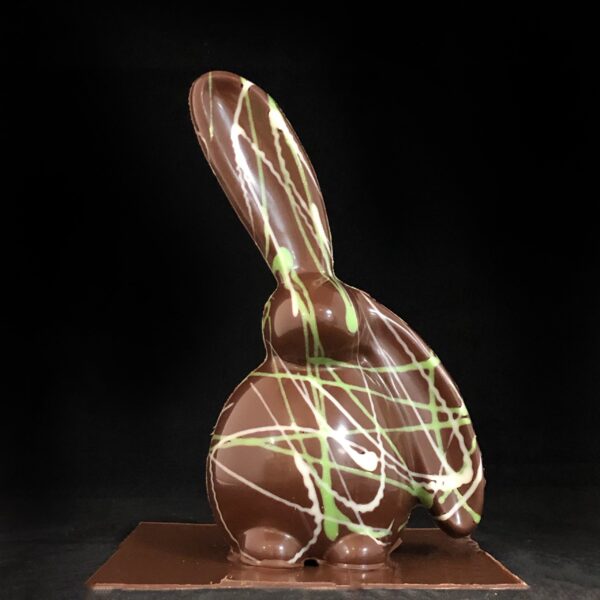 Le Lapin original en chocolat lait vendu uniquement sur Nice et (5 km aux alentours)