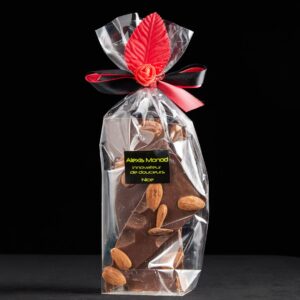 Chocolat lait amandes torréfiées